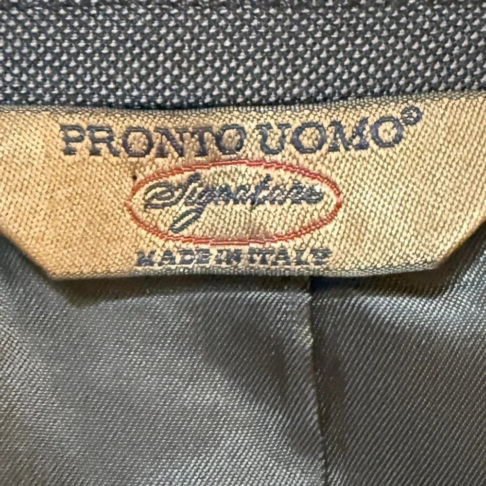 Pronto Uomo Gray Sport Coat with Notched Lapels 100% Wool Made in Italy